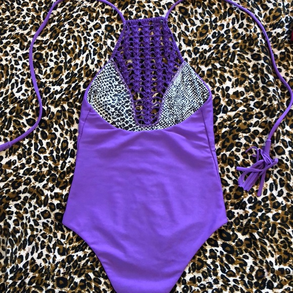 ✨🤍S O L D🤍✨ Acacia hOney - Picture 5 of 7